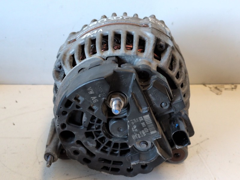 Recambio de alternador para audi a3 (8p1) cbbb referencia OEM IAM 03L903023  
