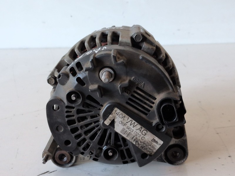 Recambio de alternador para audi a3 (8p1) cbbb referencia OEM IAM 06F903023C  