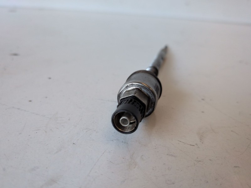 Recambio de calentadores para opel insignia berlina a20dth referencia OEM IAM 55579436  