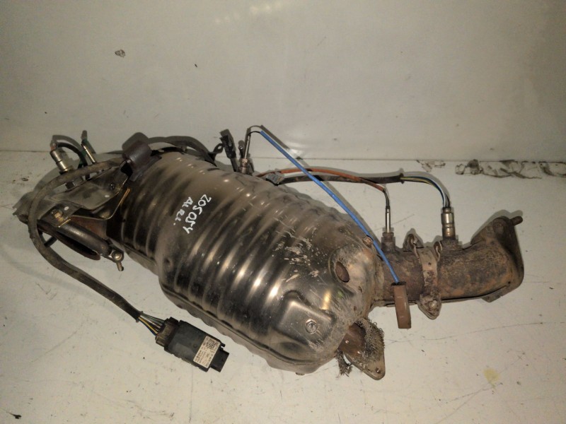 Recambio de catalizador para land rover discovery 5 204dta referencia OEM IAM KX735H380BC  