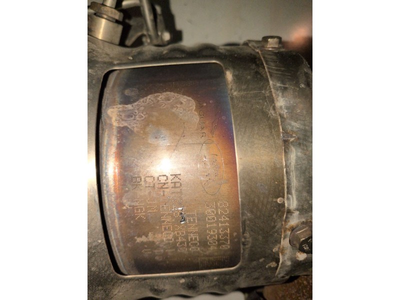 Recambio de catalizador para land rover discovery 5 204dta referencia OEM IAM KX735H380BC  
