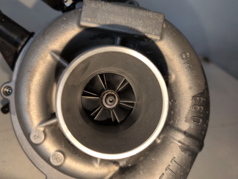 Recambio de turbocompresor para peugeot 3008 9hz referencia OEM IAM 9654128780  