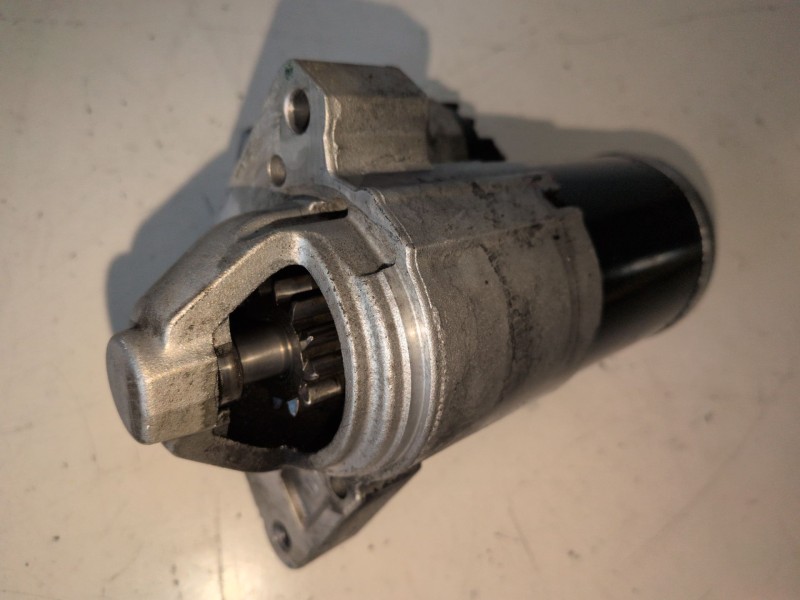 Recambio de motor arranque para peugeot 3008 9hz referencia OEM IAM   