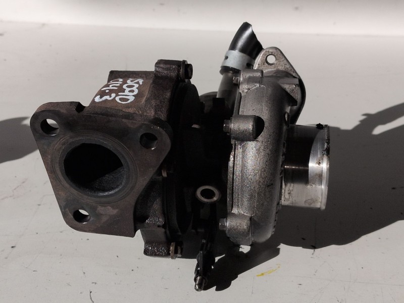 Recambio de turbocompresor para opel astra j berlina 5p a17dtr referencia OEM IAM 98053674  