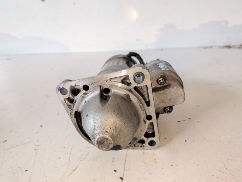 Recambio de motor arranque para opel insignia berlina a20dth referencia OEM IAM M001T30072  