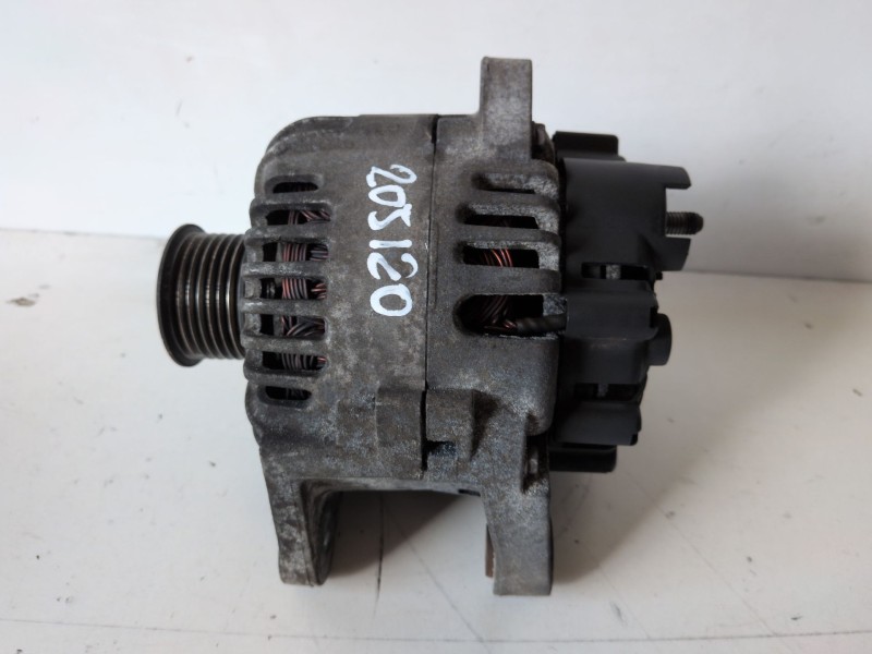 Recambio de alternador para renault scenic ii (jm) f9q804 referencia OEM IAM 8200410671B  