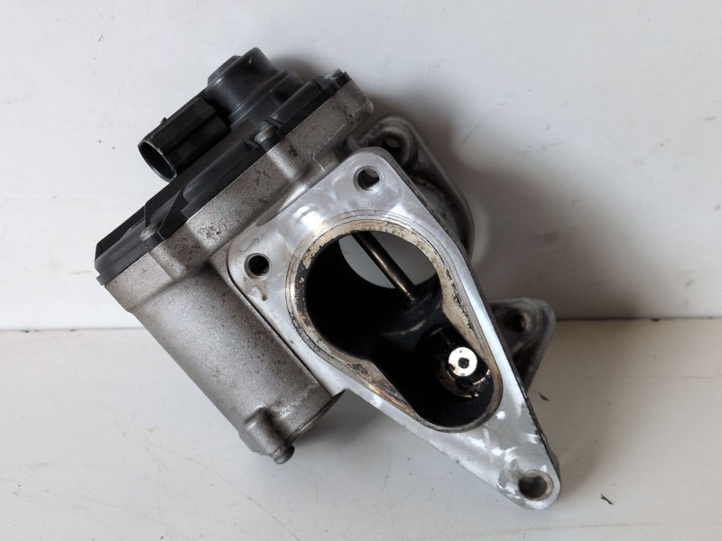 Recambio de valvula egr para renault scenic ii (jm) f9q804 referencia OEM IAM A2C53026301  