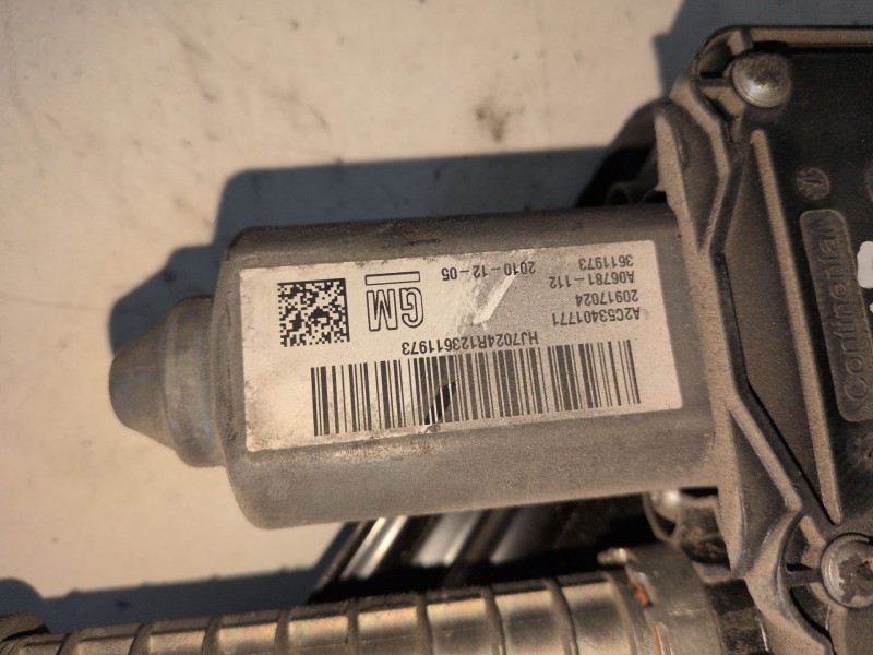 Recambio de freno de mano electrico para opel insignia berlina a20dth referencia OEM IAM A2C53377109  