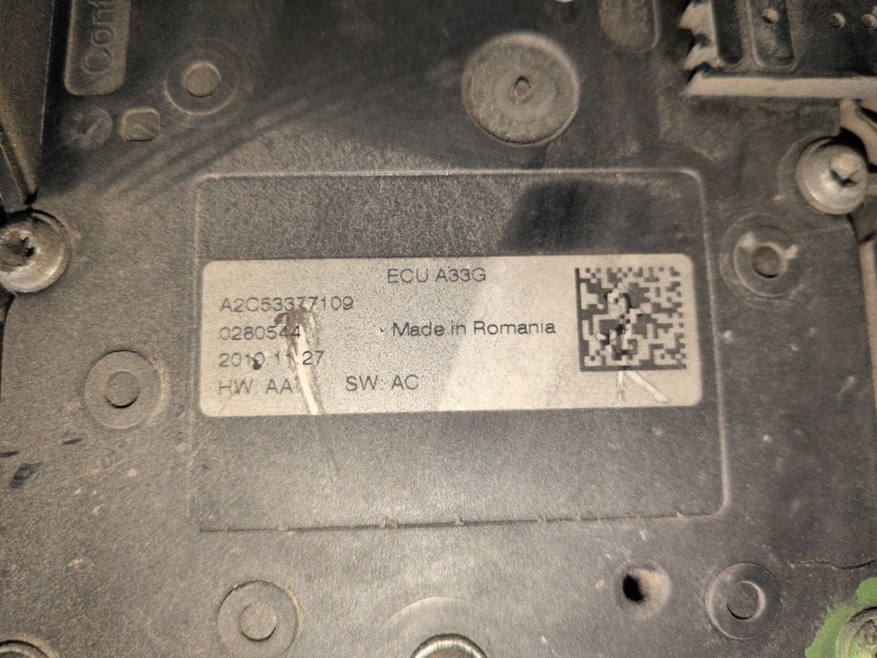 Recambio de freno de mano electrico para opel insignia berlina a20dth referencia OEM IAM A2C53377109  