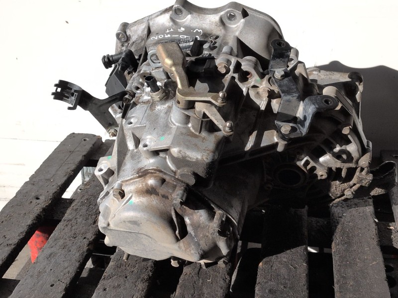 Recambio de caja cambios para opel vectra c berlina y22dtr referencia OEM IAM 13101871  