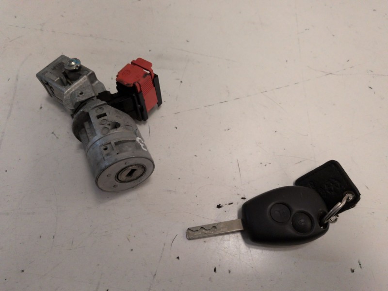 Recambio de conmutador de arranque para renault twingo ii d4f772 referencia OEM IAM 8200214168  