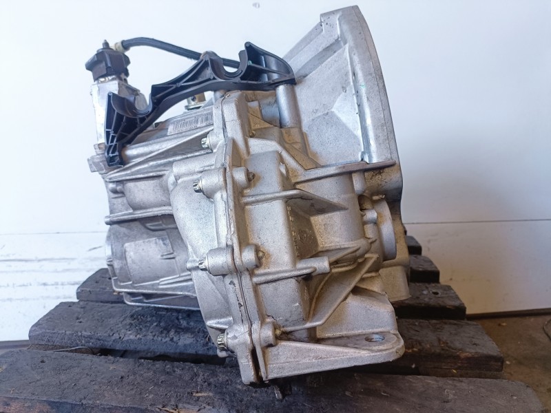 Recambio de caja cambios para renault latitude m9r824 referencia OEM IAM PK4004  