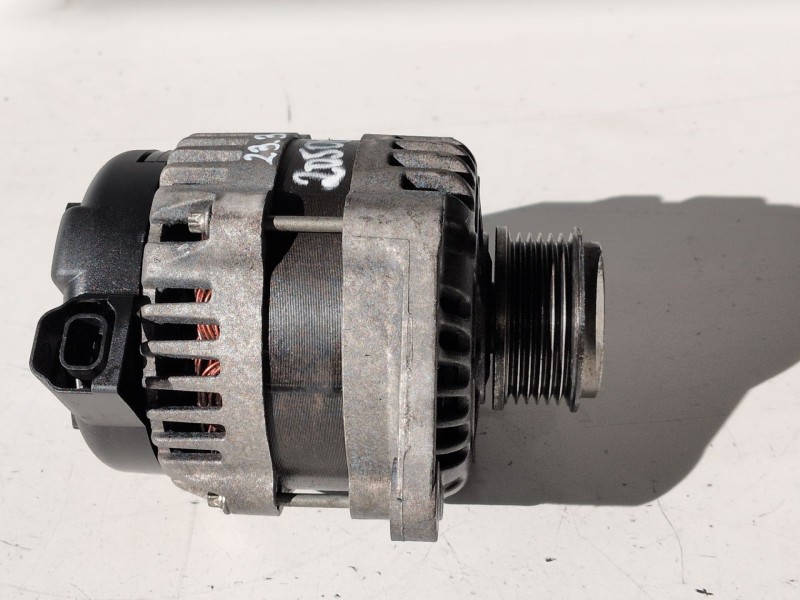 Recambio de alternador para opel astra j berlina 5p a17dtr referencia OEM IAM 13500186  