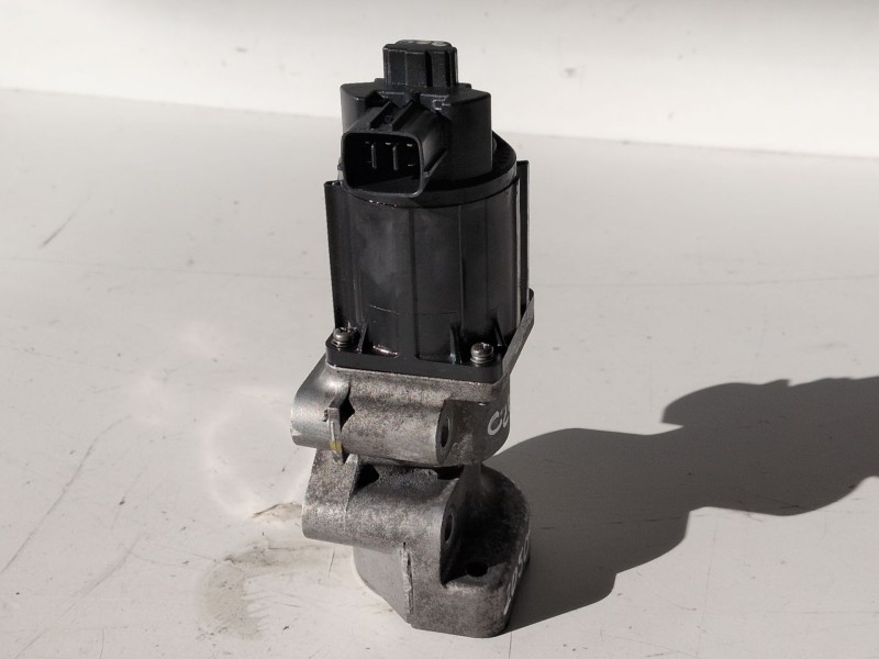 Recambio de valvula egr para opel astra j berlina 5p a17dtr referencia OEM IAM   