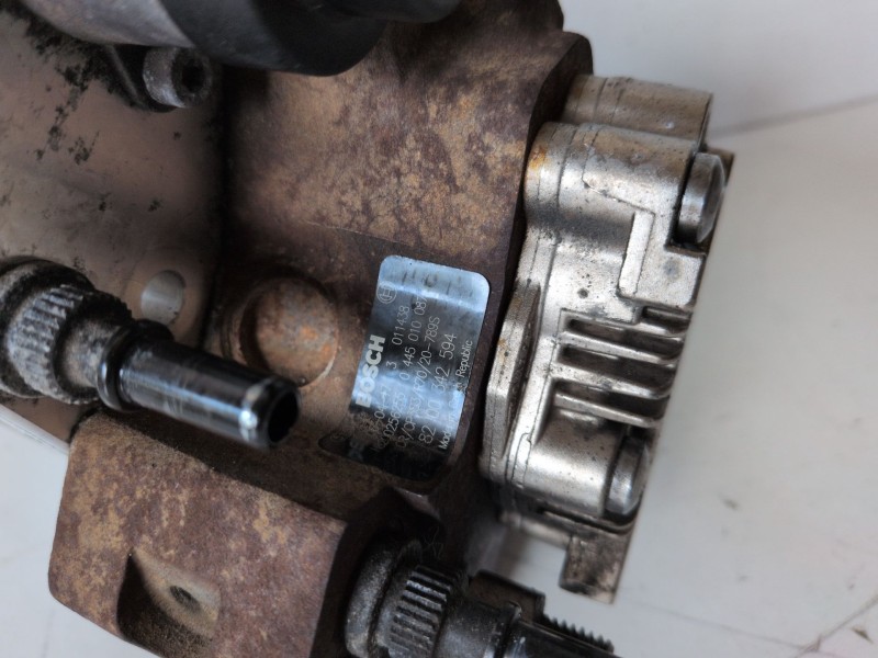 Recambio de bomba inyeccion para renault scenic ii (jm) f9q804 referencia OEM IAM 0445010087  