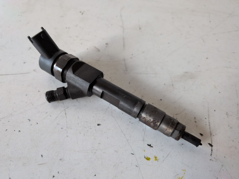 Recambio de inyector para renault scenic ii (jm) f9q804 referencia OEM IAM   