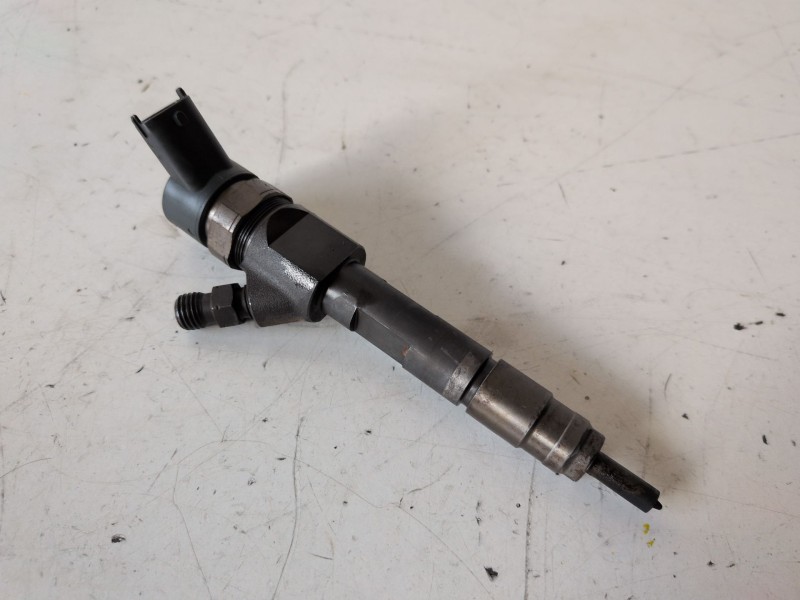 Recambio de inyector para renault scenic ii (jm) f9q804 referencia OEM IAM   