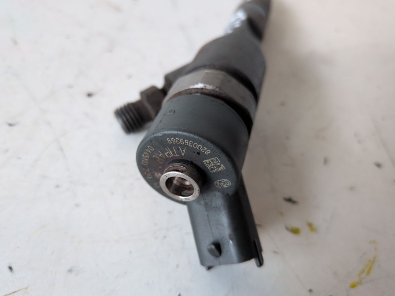 Recambio de inyector para renault scenic ii (jm) f9q804 referencia OEM IAM   