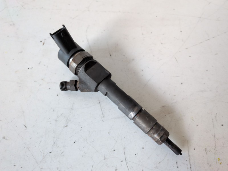 Recambio de inyector para renault scenic ii (jm) f9q804 referencia OEM IAM   