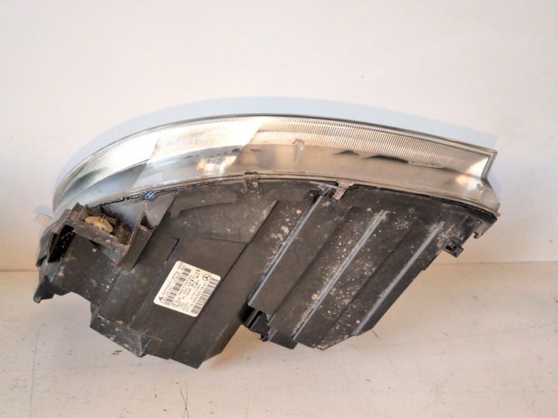 Recambio de faro derecho para mercedes-benz clase b (bm 245) 640940 referencia OEM IAM A1698201861  
