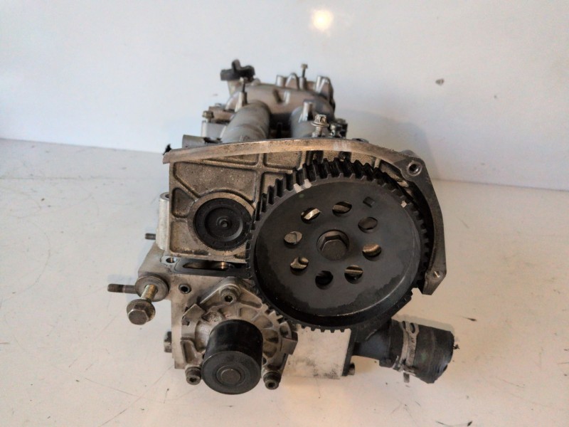 Recambio de culata para opel insignia berlina a20dth referencia OEM IAM 55571949  