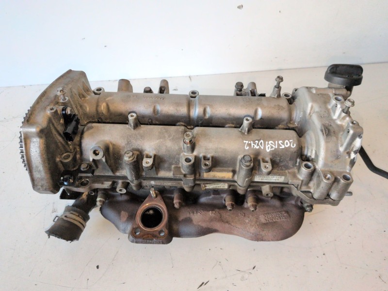Recambio de culata para opel insignia berlina a20dth referencia OEM IAM 55571949  