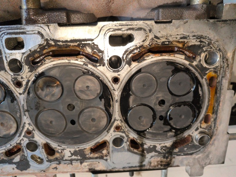 Recambio de culata para opel insignia berlina a20dth referencia OEM IAM 55571949  
