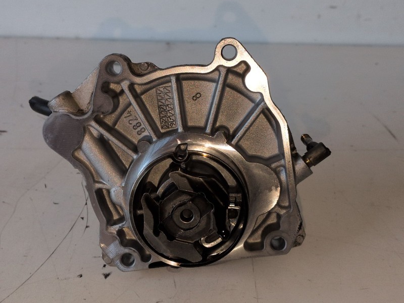 Recambio de depresor freno / bomba vacio para opel insignia berlina a20dth referencia OEM IAM 55205446  