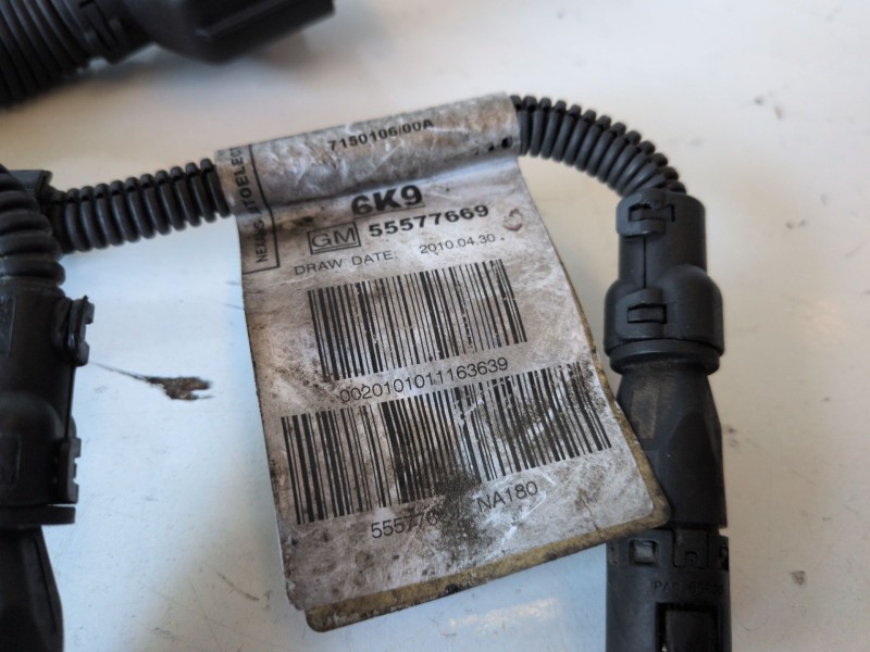 Recambio de cableado electrico para opel insignia berlina a20dth referencia OEM IAM 55577669  