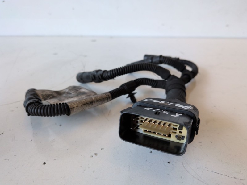 Recambio de cableado electrico para opel insignia berlina a20dth referencia OEM IAM 55577669  