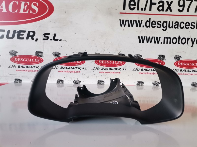 Recambio de moldura para seat leon st 5f8 cjxc referencia OEM IAM 5F0857244A  