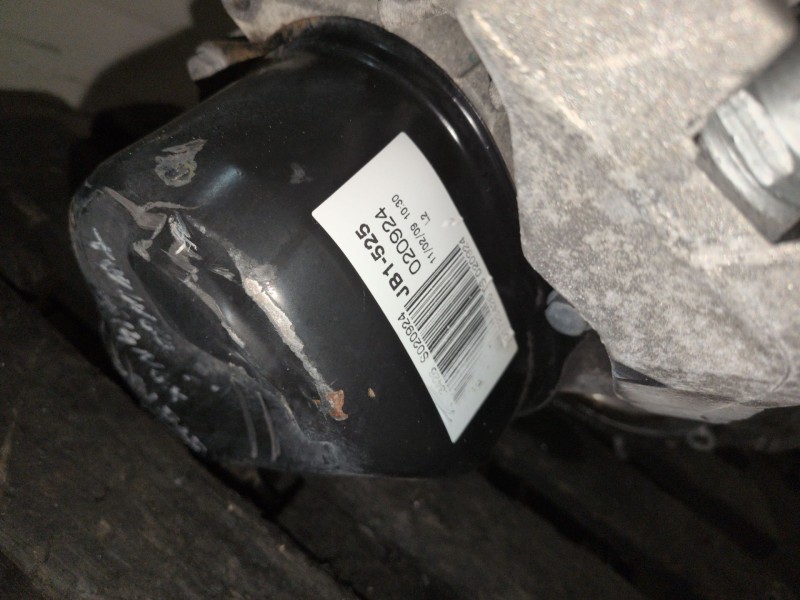 Recambio de caja cambios para renault twingo ii d4f772 referencia OEM IAM JB1525  