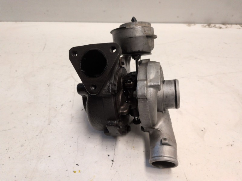 Recambio de turbocompresor para opel vectra c berlina y22dtr referencia OEM IAM 24445062  