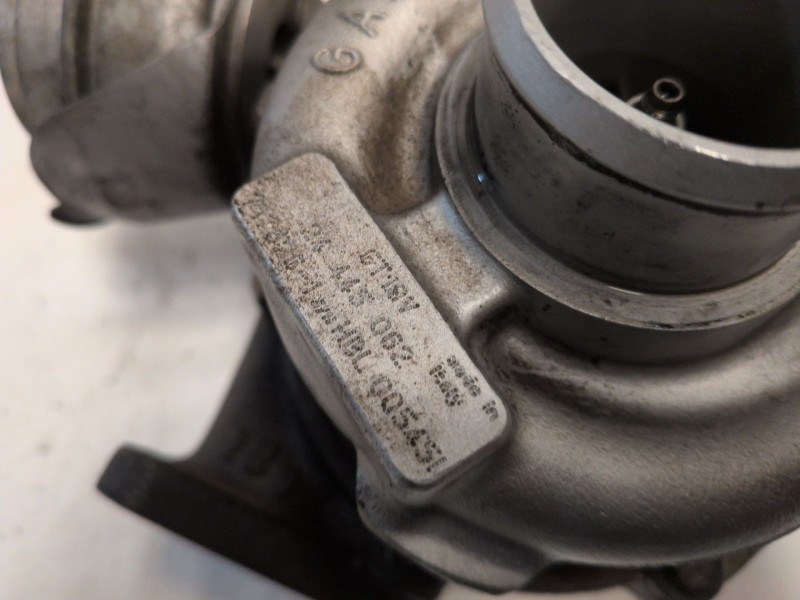 Recambio de turbocompresor para opel vectra c berlina y22dtr referencia OEM IAM 24445062  
