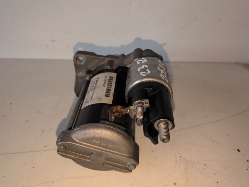 Recambio de motor arranque para opel corsa e b14xer referencia OEM IAM 0001192069  