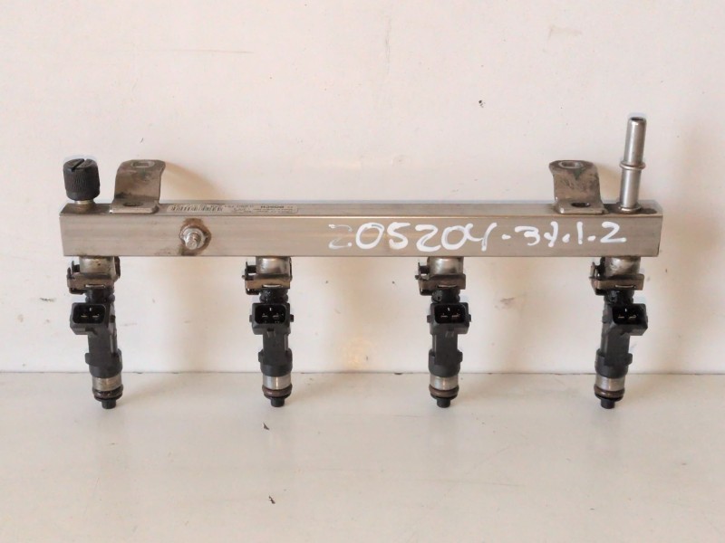 Recambio de rampa inyectora para opel corsa e b14xer referencia OEM IAM 0280151258  