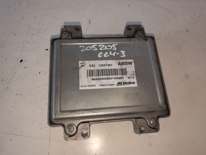 Recambio de centralita motor uce para opel corsa e b14xer referencia OEM IAM 12657461  