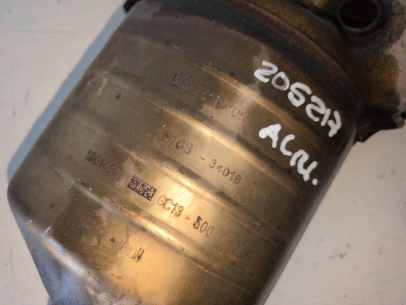 Recambio de catalizador para opel corsa e b14xer referencia OEM IAM 25195105  