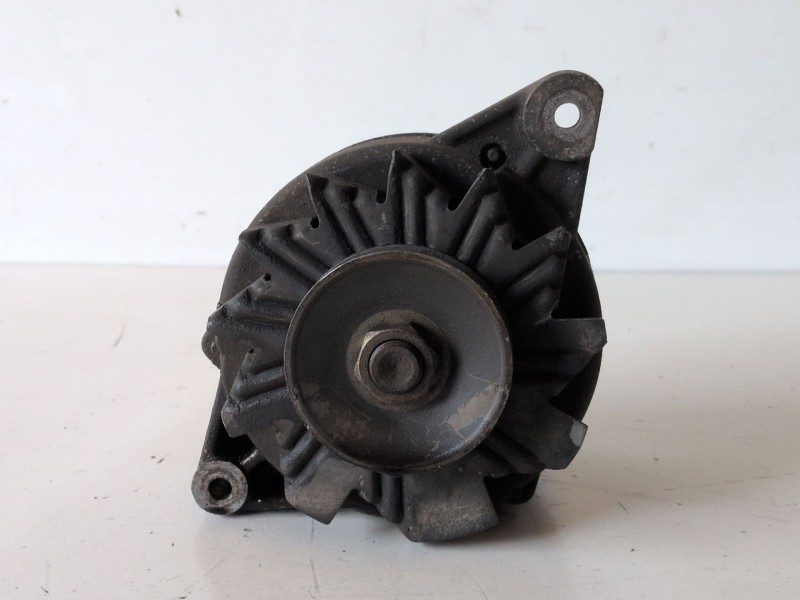 Recambio de alternador para opel ascona b 20ne referencia OEM IAM   