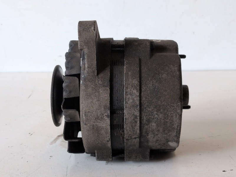 Recambio de alternador para opel ascona b 20ne referencia OEM IAM   