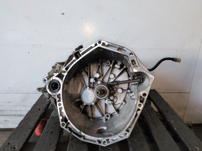 Recambio de caja cambios para renault megane iii berlina 5p k9k832 referencia OEM IAM TL4A045  