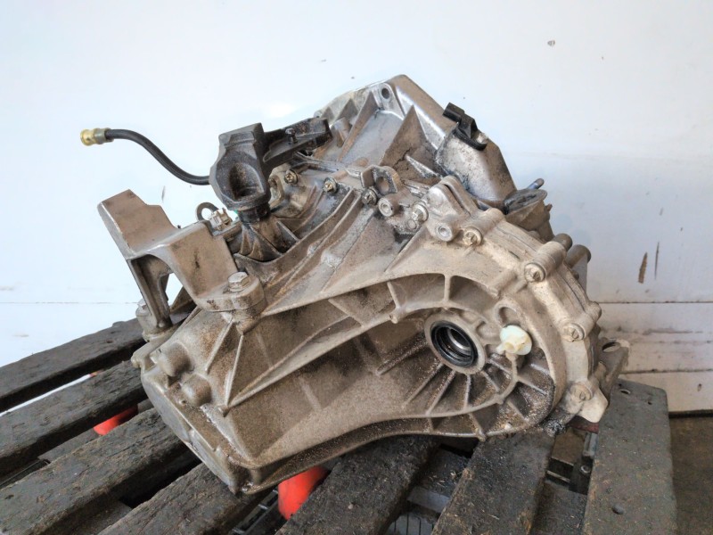 Recambio de caja cambios para renault megane iii berlina 5p k9k832 referencia OEM IAM TL4A045  