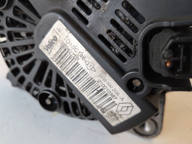 Recambio de alternador para renault megane iii berlina 5p k9k832 referencia OEM IAM 231000026RA  
