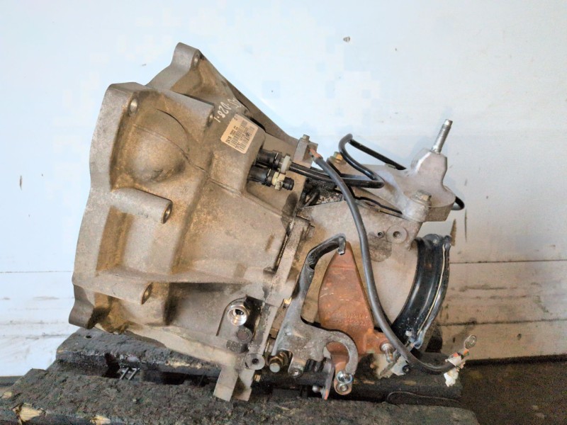 Recambio de caja cambios para ford fiesta (cbk) fxja referencia OEM IAM 2N1R7002CC  