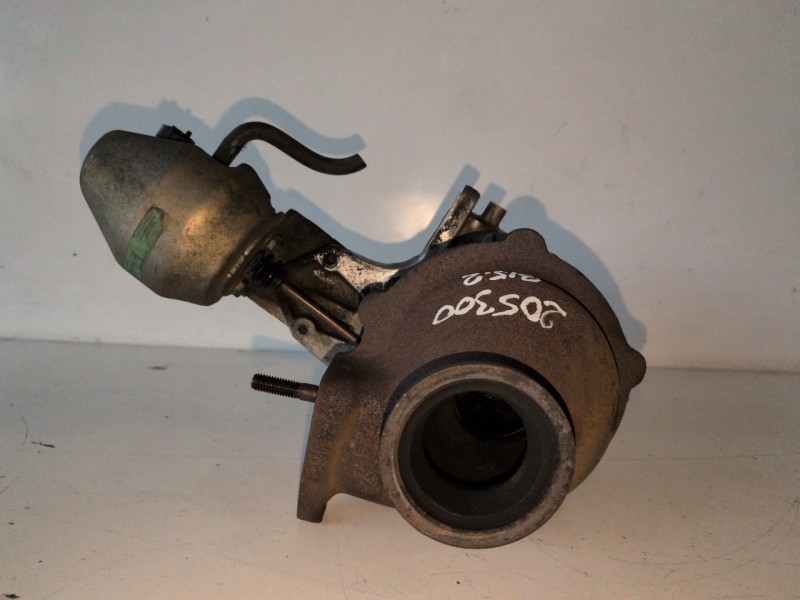 Recambio de turbocompresor para opel insignia berlina a20dth referencia OEM IAM 55570748  