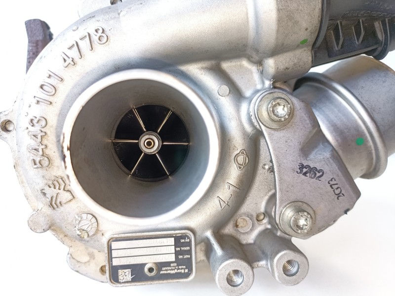 Recambio de turbocompresor para nissan x-trail (t32) r9m414 referencia OEM IAM 54389700018  