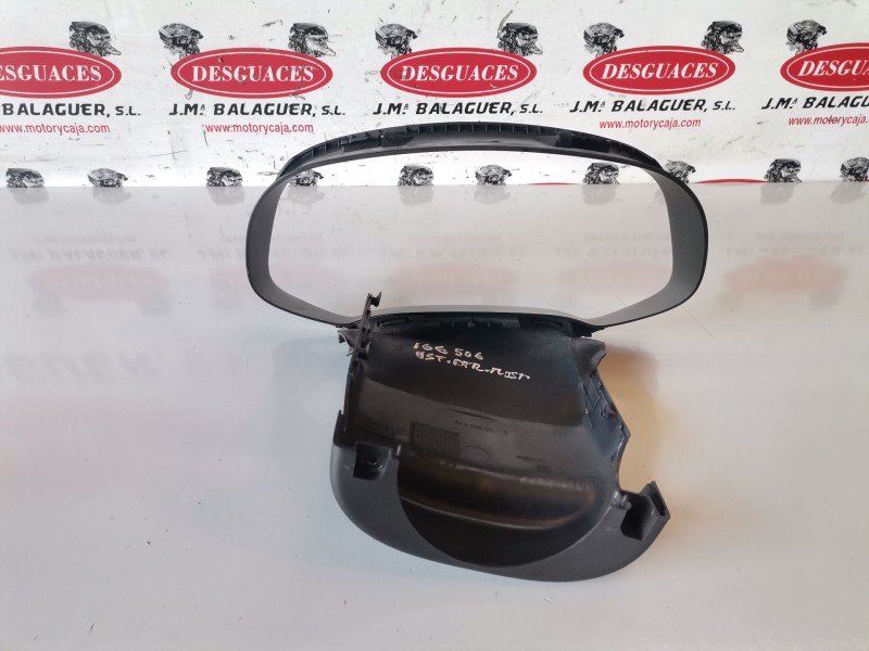 Recambio de moldura para seat leon st 5f8 cjxc referencia OEM IAM 5F0857244A  
