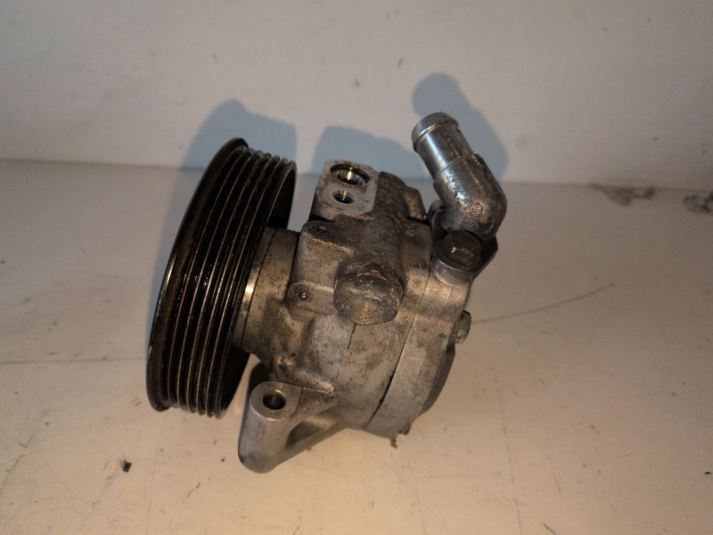 Recambio de bomba direccion para ford transit/tourneo custom combi (ttf) ymf6 referencia OEM IAM   