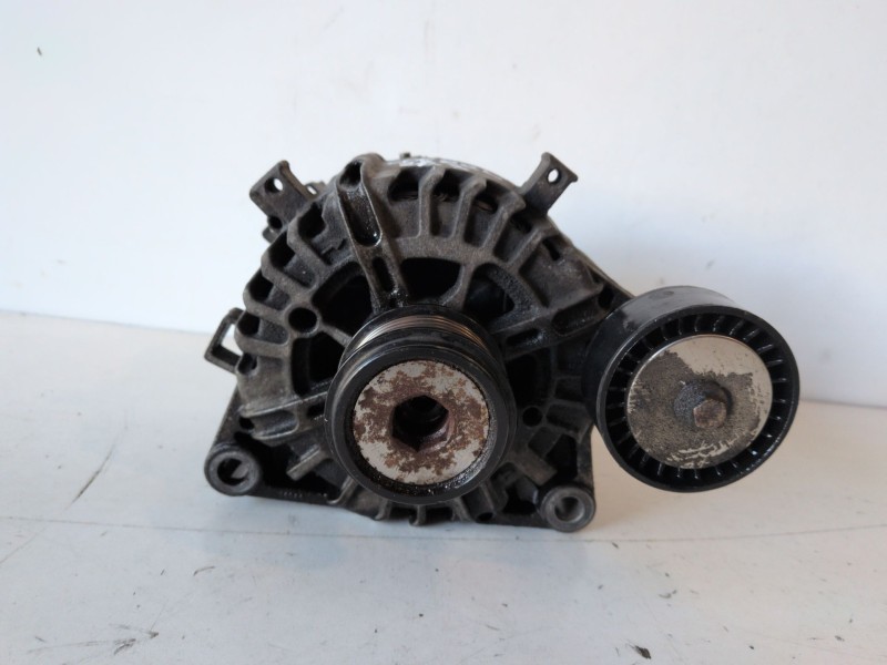 Recambio de alternador para ford transit/tourneo custom combi (ttf) ymf6 referencia OEM IAM GK2T10300AE  