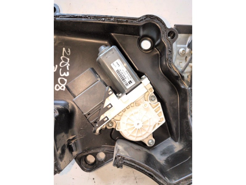 Recambio de elevalunas trasero derecho para seat leon (1p1) bxe referencia OEM IAM 1K0959704N  